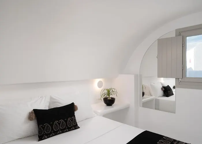 Canyon Santorini ثيرا