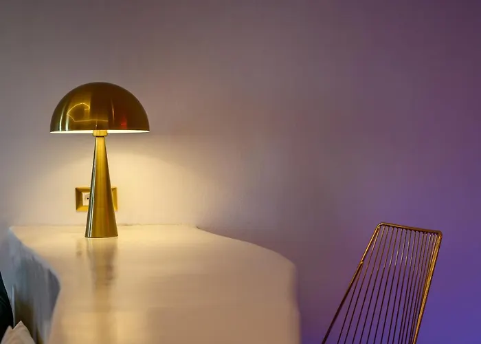 Canyon Santorini شقة ثيرا