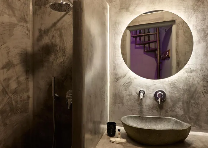 Canyon Santorini ثيرا