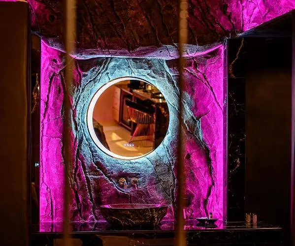 Canyon Santorini * 费拉