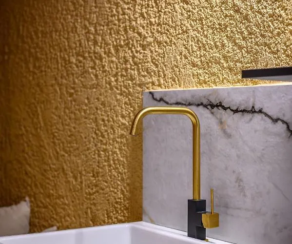 Canyon Santorini Fira (Santorini)